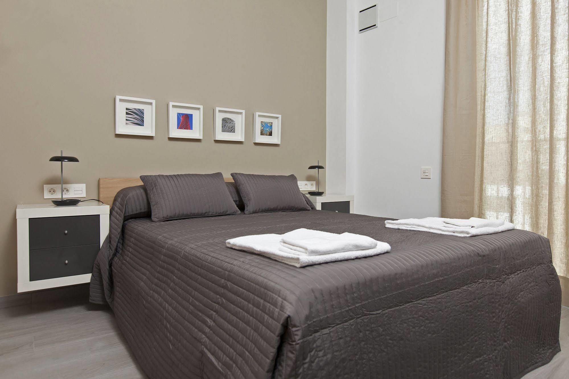 Gaudi Flats Apartment